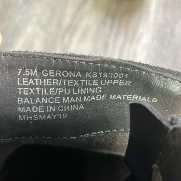 Kensie Gerona Textured Suede Grey Ankle Bootie, size 7.5 - Picture 6 of 9